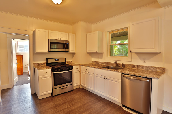 393 Main St, Apartment #2 (Photo 1)