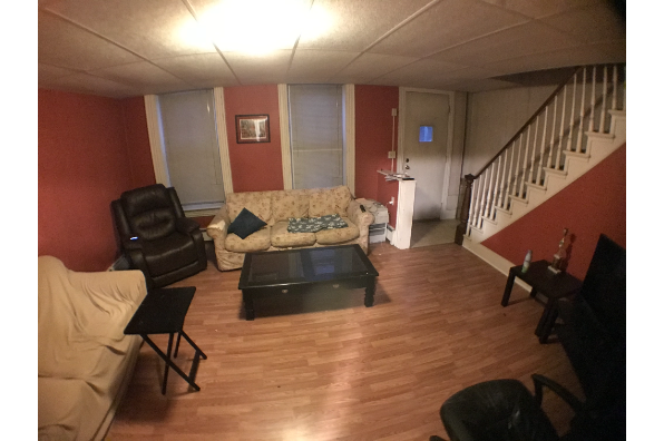 440 W Main St, Fall-Spring School Rental (Photo 4)