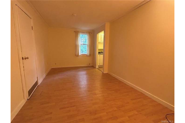 3 Southside Ave (Photo 3)