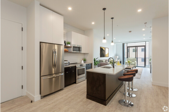 300 E Washington St (Photo 6)