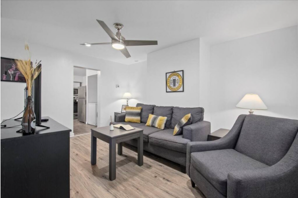 858 Lovitt Wy (Photo 5)