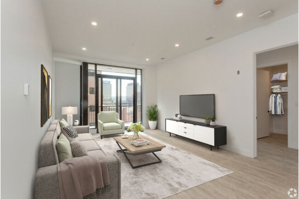 300 E Washington St, 0202 (Photo 1)