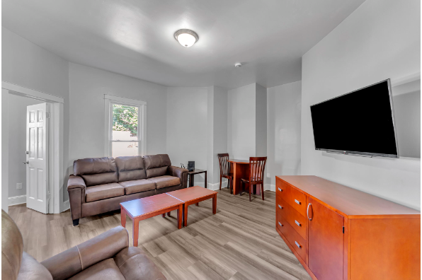 55 Spruce St, Down (Photo 1)