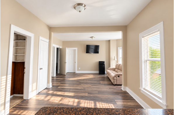 72 Walnut Street (Photo 1)