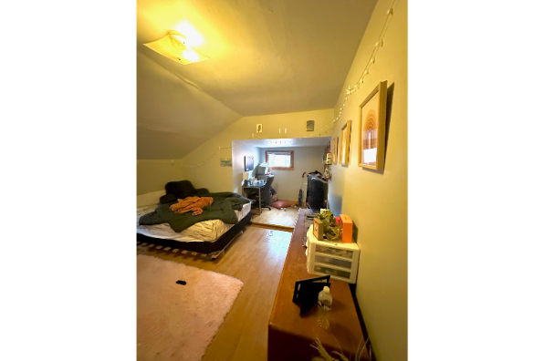 401 West Green Street (Photo 5)