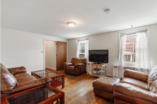 140 Noble St, C (Photo 4)