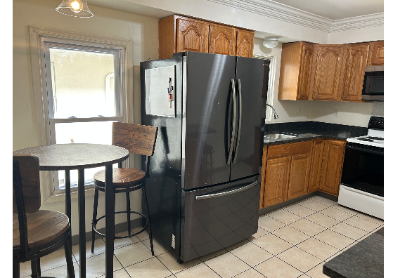 420 W Main St, B (Photo 3)