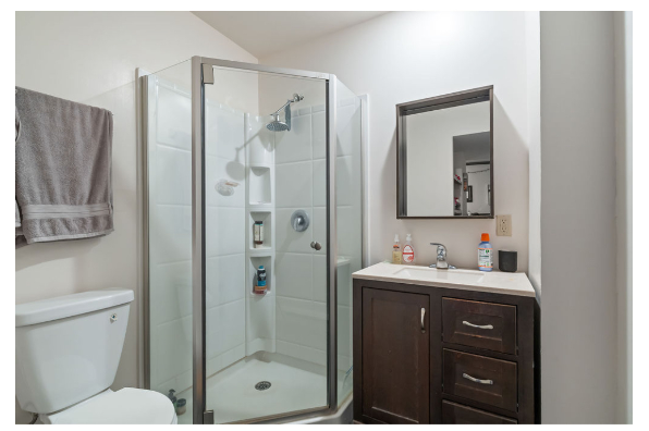 48 Noble St, B (Photo 4)