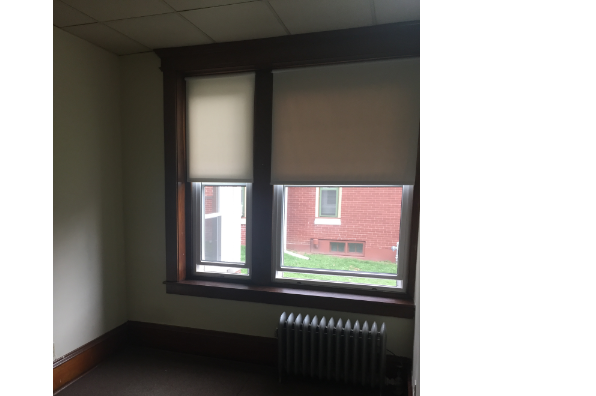149 East Main Street, 2023-2024 school year $3650 a semester 1st Floor 3 bedroom apartment with high ceilings, front porch and tons of closets.  Lots of natural light Utulities included are WIfi, and Hot Water, (Photo 2)